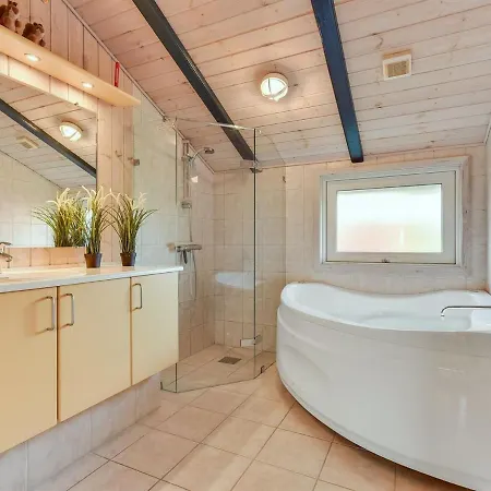 Inge - 300m From The Sea In Se Jutland By Interhome